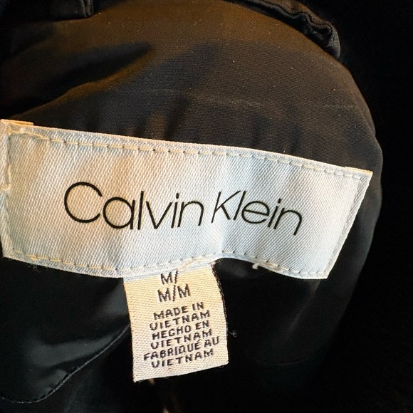 Calvin Klein Women's Black Puffer Vest - Picture 3 of 6